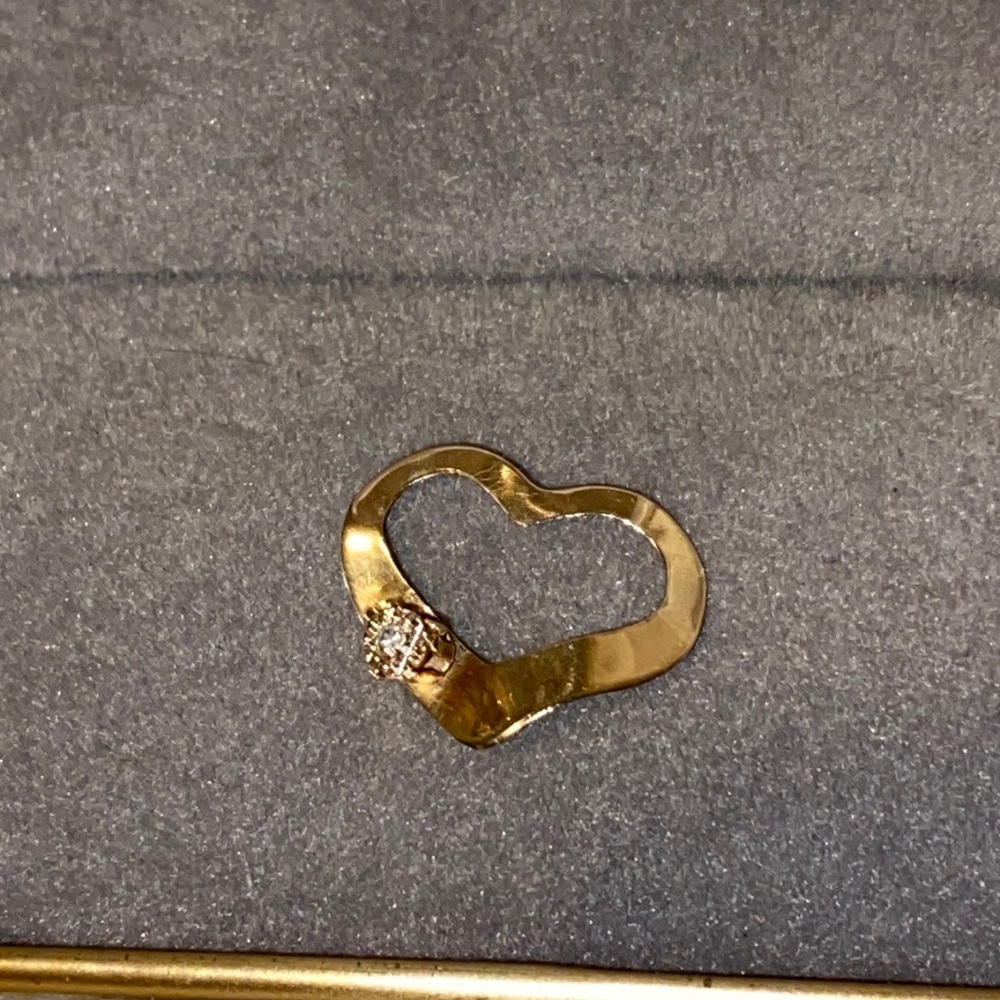 💛NWOT Vintage 14K Open Heart Diamond Pendant